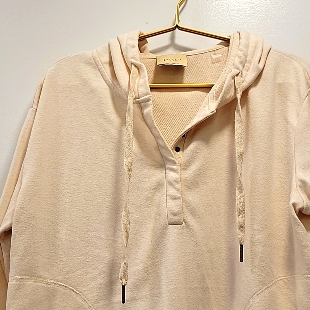 Ladies pullover hoodie sweater